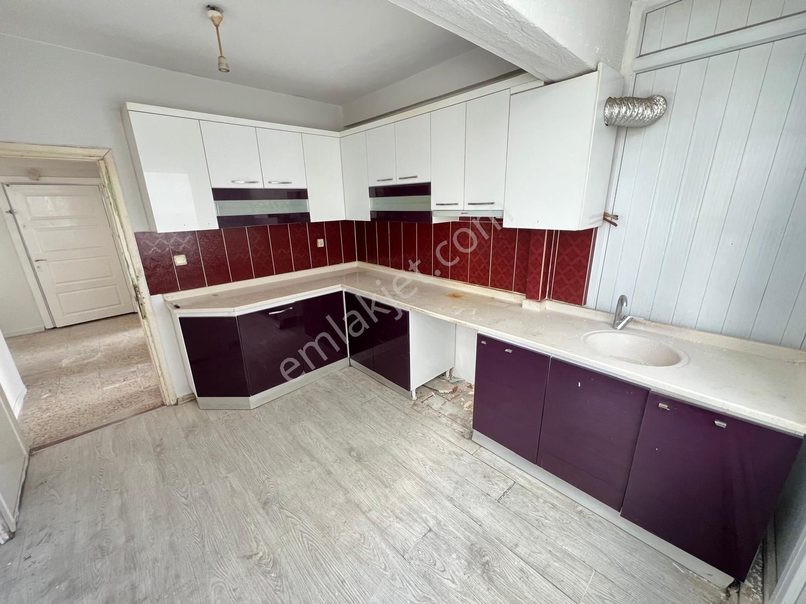 Beykent Den Satılık Asansörlü Daire - Görsel 15