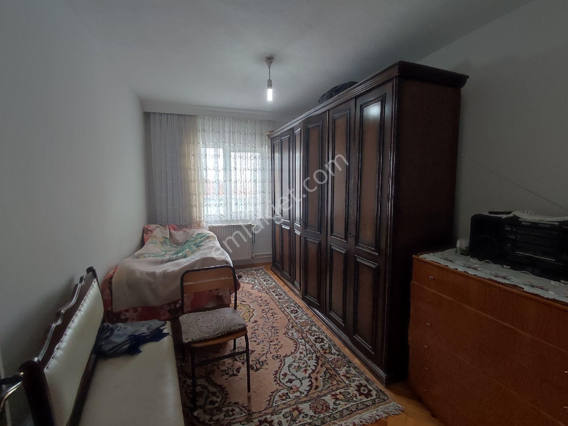 Batı Sitesi Site İçi Ara Kat Satılık 3+1 Daire - Görsel 11