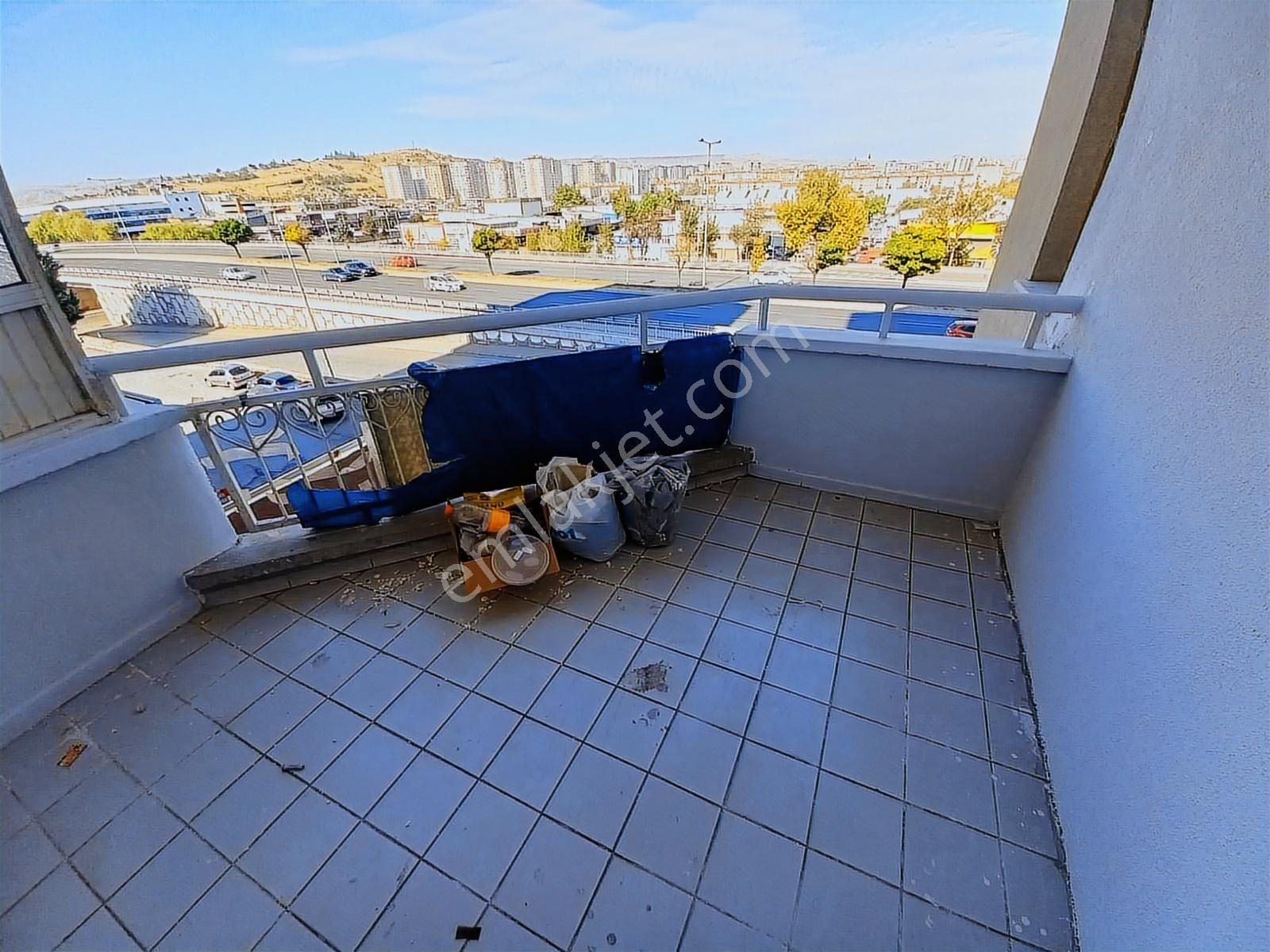 Yenisanayi Karşısında Satılık 3+1 Daire - Görsel 11