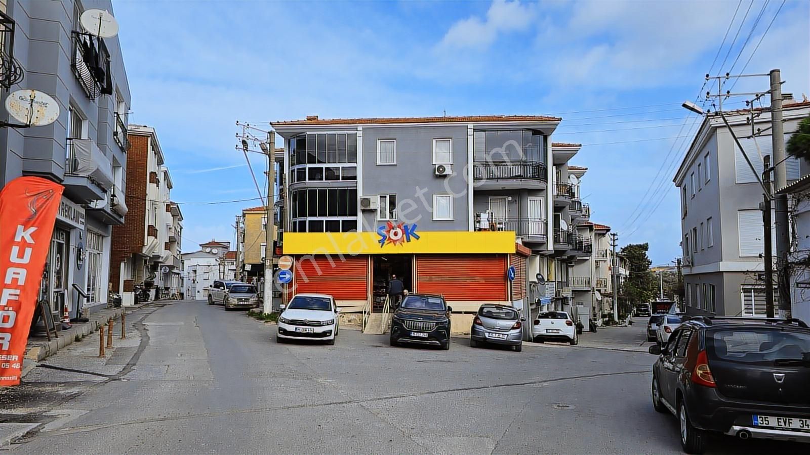 Çeşme Merkezde Kurumsal Kiracılı Tek Tapu 2 Dükkan Satılıktır - Görsel 7