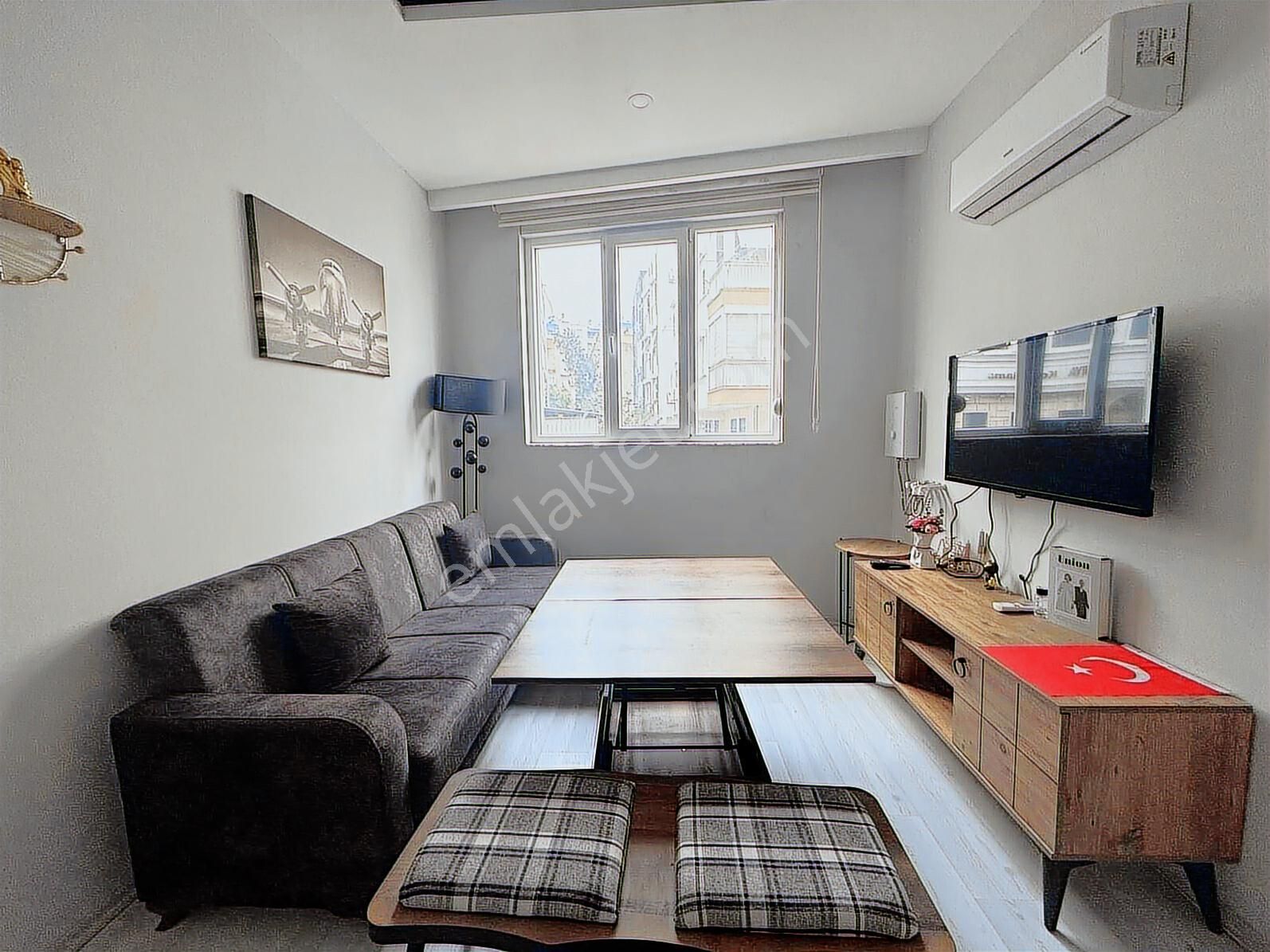 Muratpaşa Kışla Mahallesinde Denize 400m Kiralık Daire | Tekce