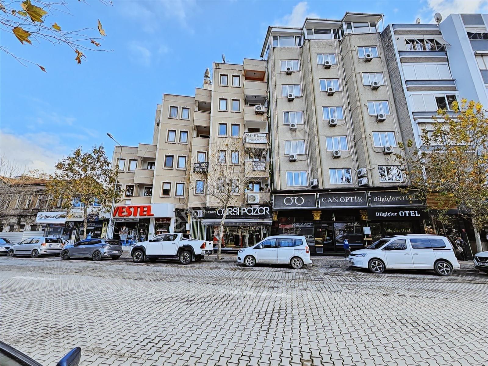 Eu Gayrimenkulden Merkezde Asansörlü 3+1 Daire - Görsel 21