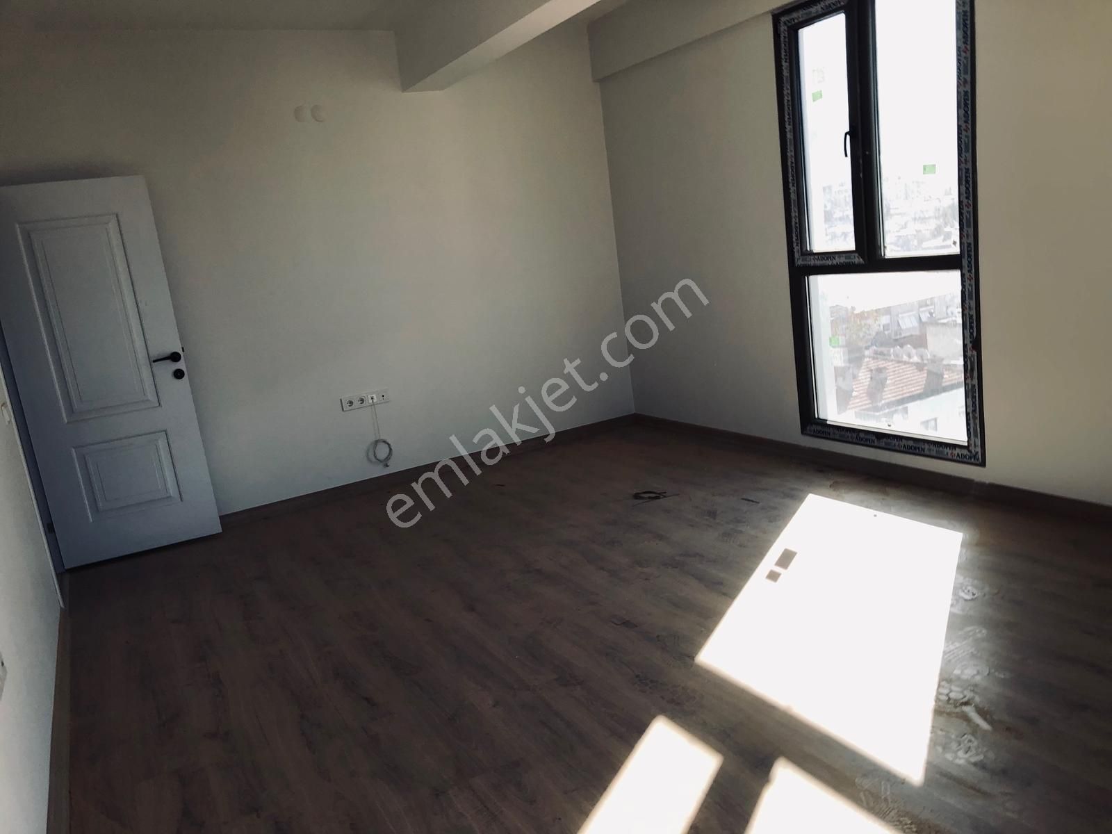 Mansuroğlunun En Geniş Ve En Ferah Satılık Sıfır 2+1 Dairesi - Görsel 13