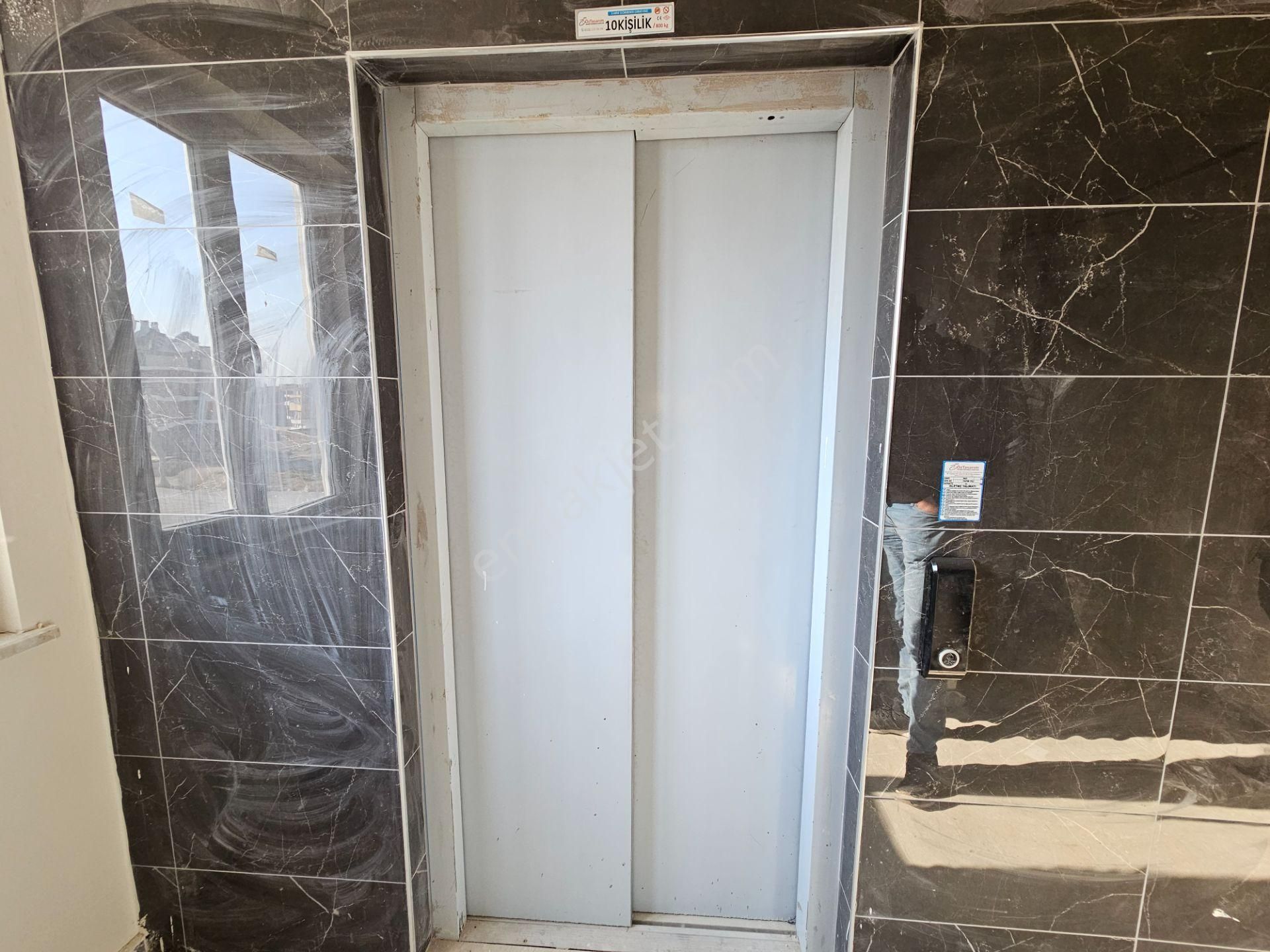 Kahramanlar Caddesi'ne Yakın Mevkiide 3+1 160m2 Satılık Sıfır Lüks Daire - Görsel 42