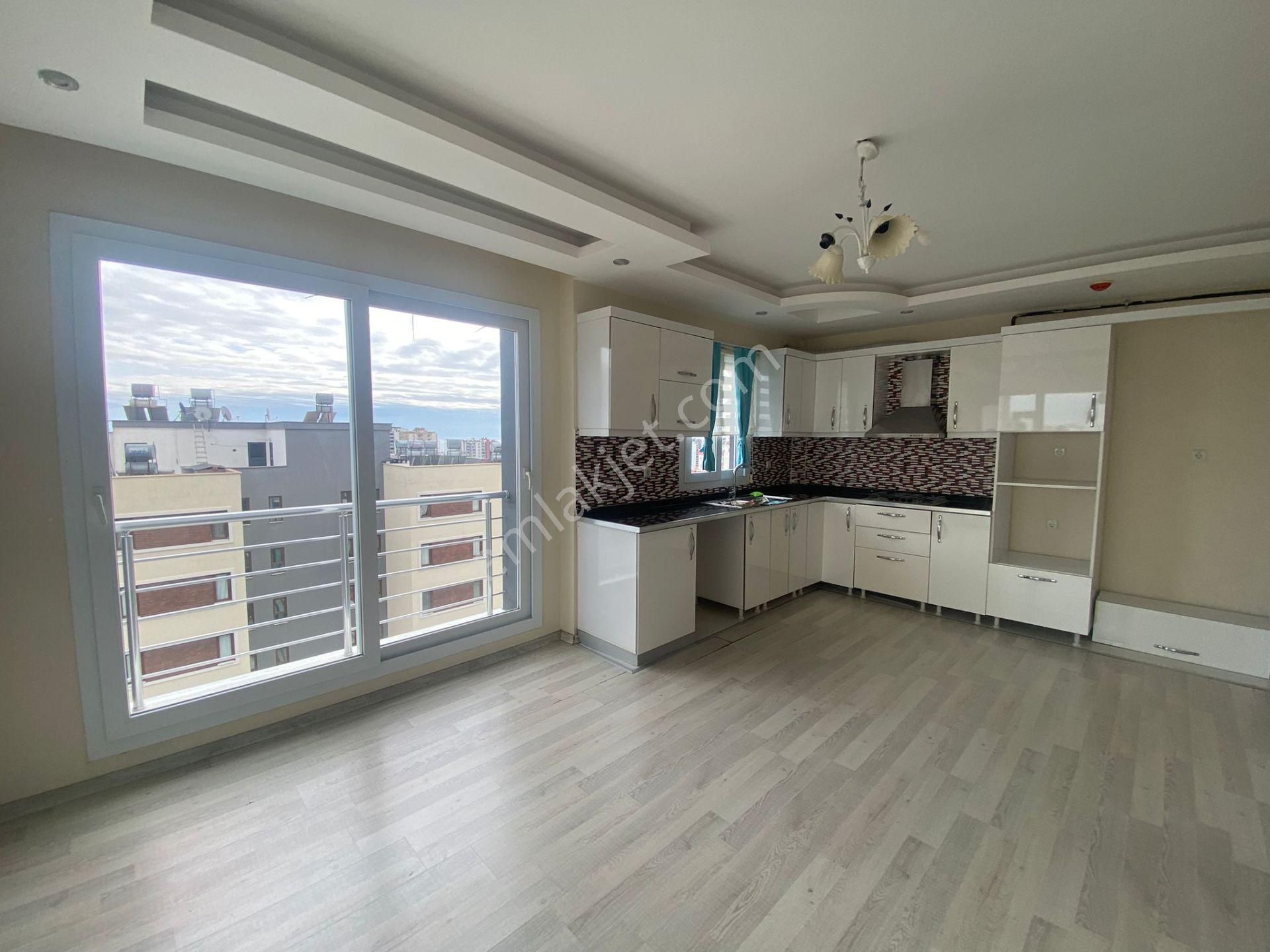 Karınca'dan Akdeniz Mh'de Aylık Ödemeli Havuzlu Geniş 4+1 İlanda - Görsel 2