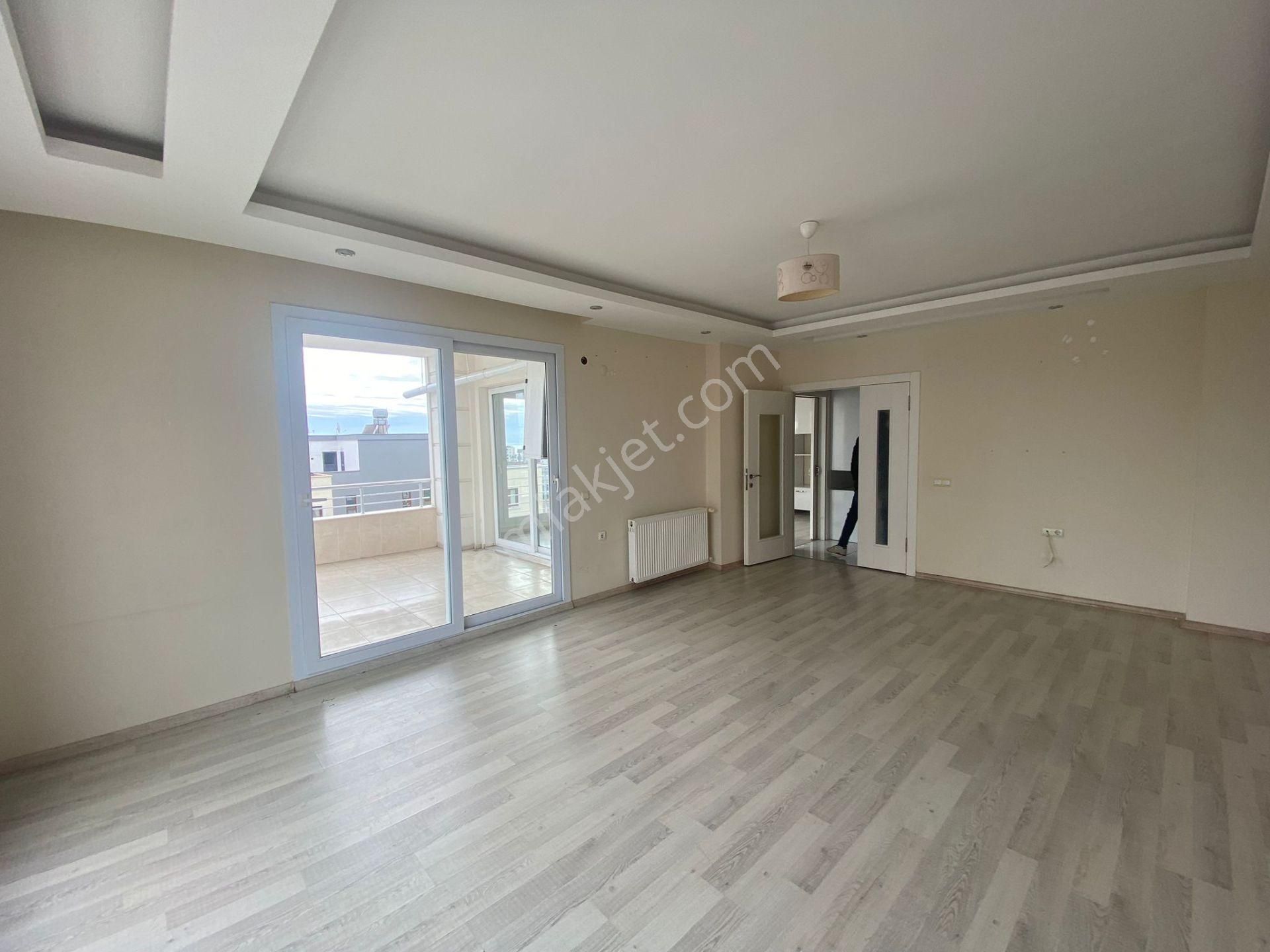 Karınca'dan Akdeniz Mh'de Aylık Ödemeli Havuzlu Geniş 4+1 İlanda - Görsel 7