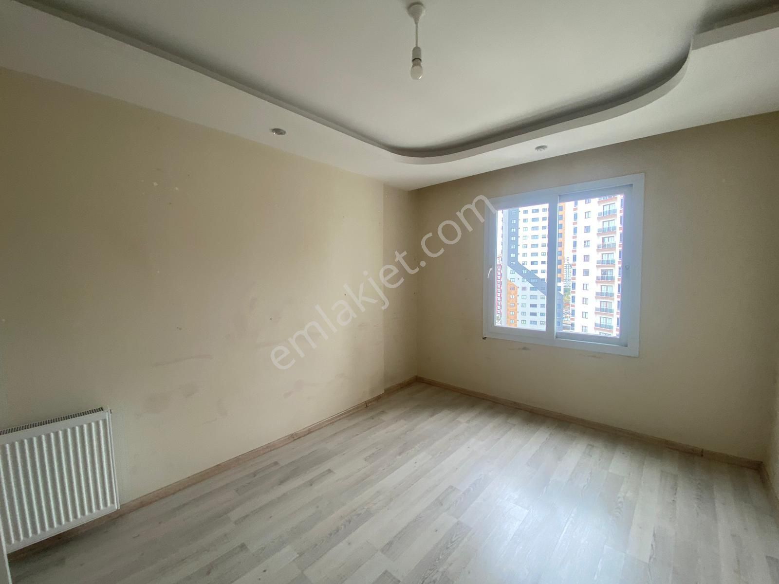 Karınca'dan Akdeniz Mh'de Aylık Ödemeli Havuzlu Geniş 4+1 İlanda - Görsel 17