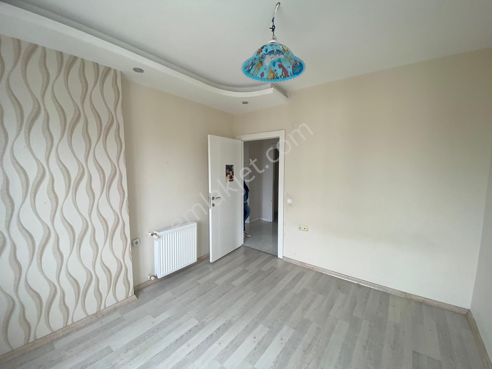 Karınca'dan Akdeniz Mh'de Aylık Ödemeli Havuzlu Geniş 4+1 İlanda - Görsel 12