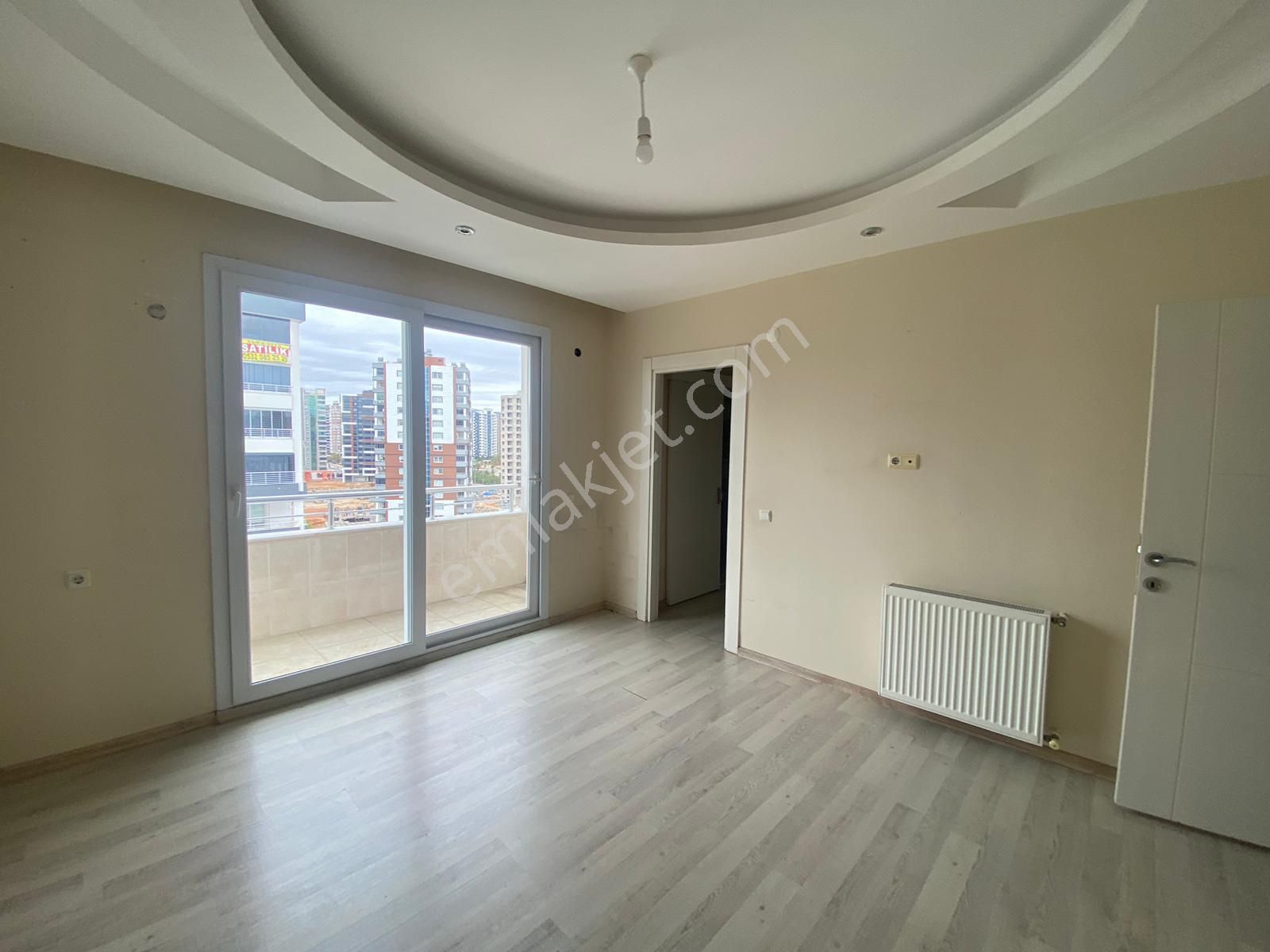 Karınca'dan Akdeniz Mh'de Aylık Ödemeli Havuzlu Geniş 4+1 İlanda - Görsel 15