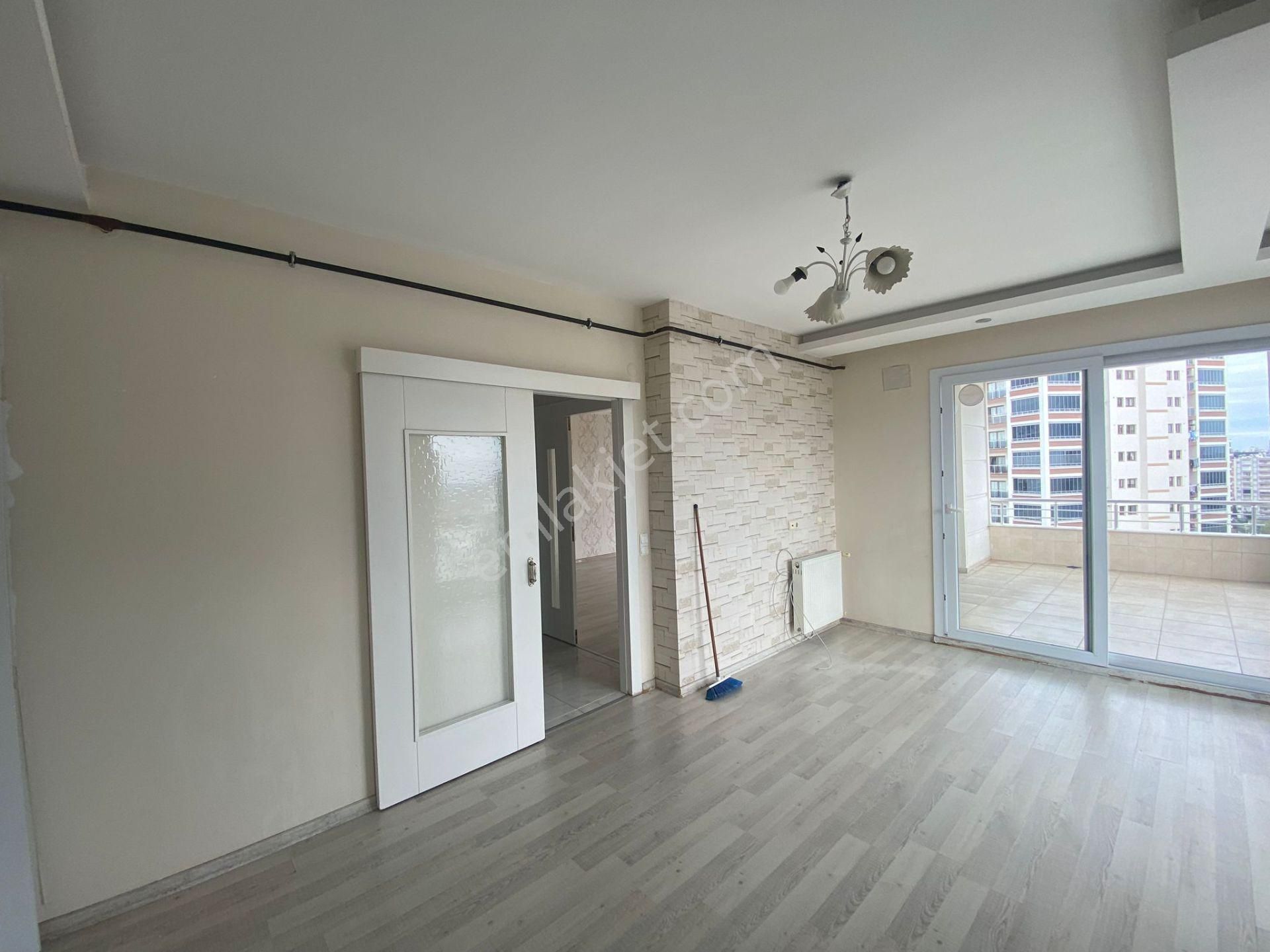 Karınca'dan Akdeniz Mh'de Aylık Ödemeli Havuzlu Geniş 4+1 İlanda - Görsel 5