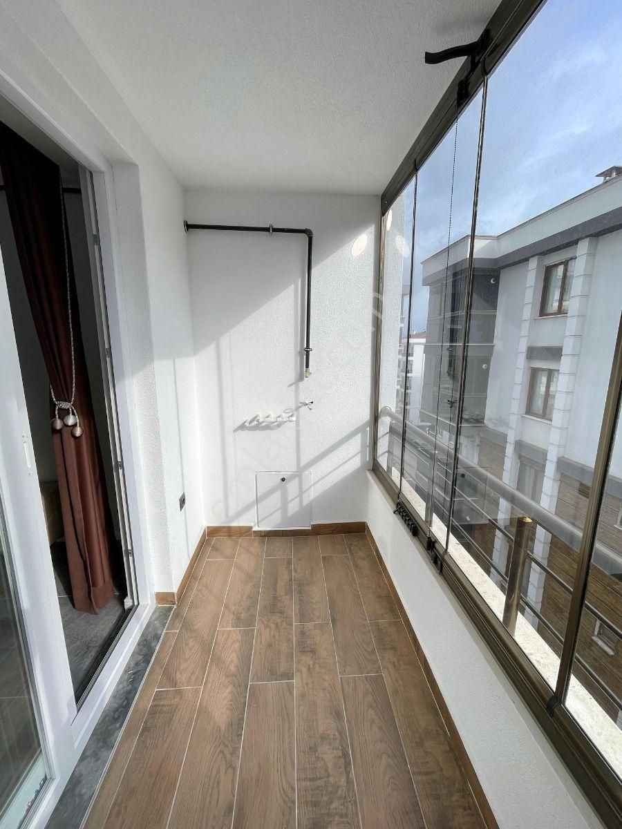 Tramwaya Yürüme Mesafesinde, Lüks Eşyalı 1+1 Satılık - Görsel 13