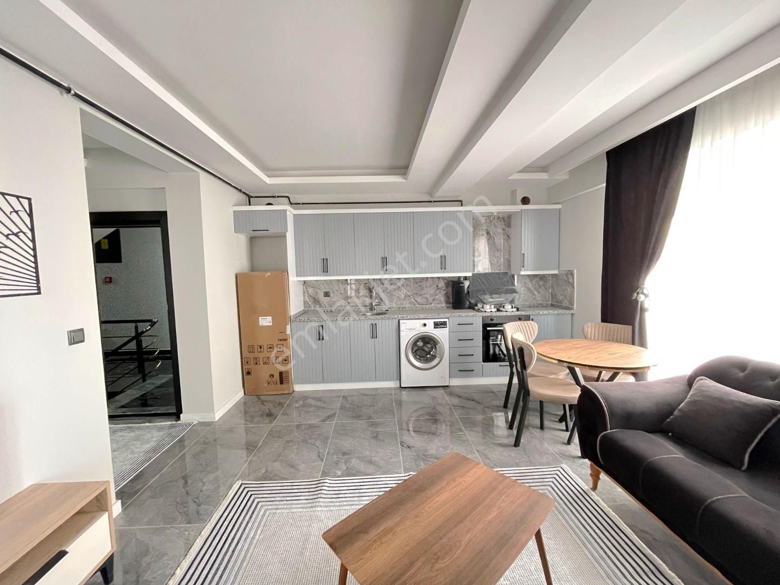 Tramwaya Yürüme Mesafesinde, Lüks Eşyalı 1+1 Satılık - Görsel 19