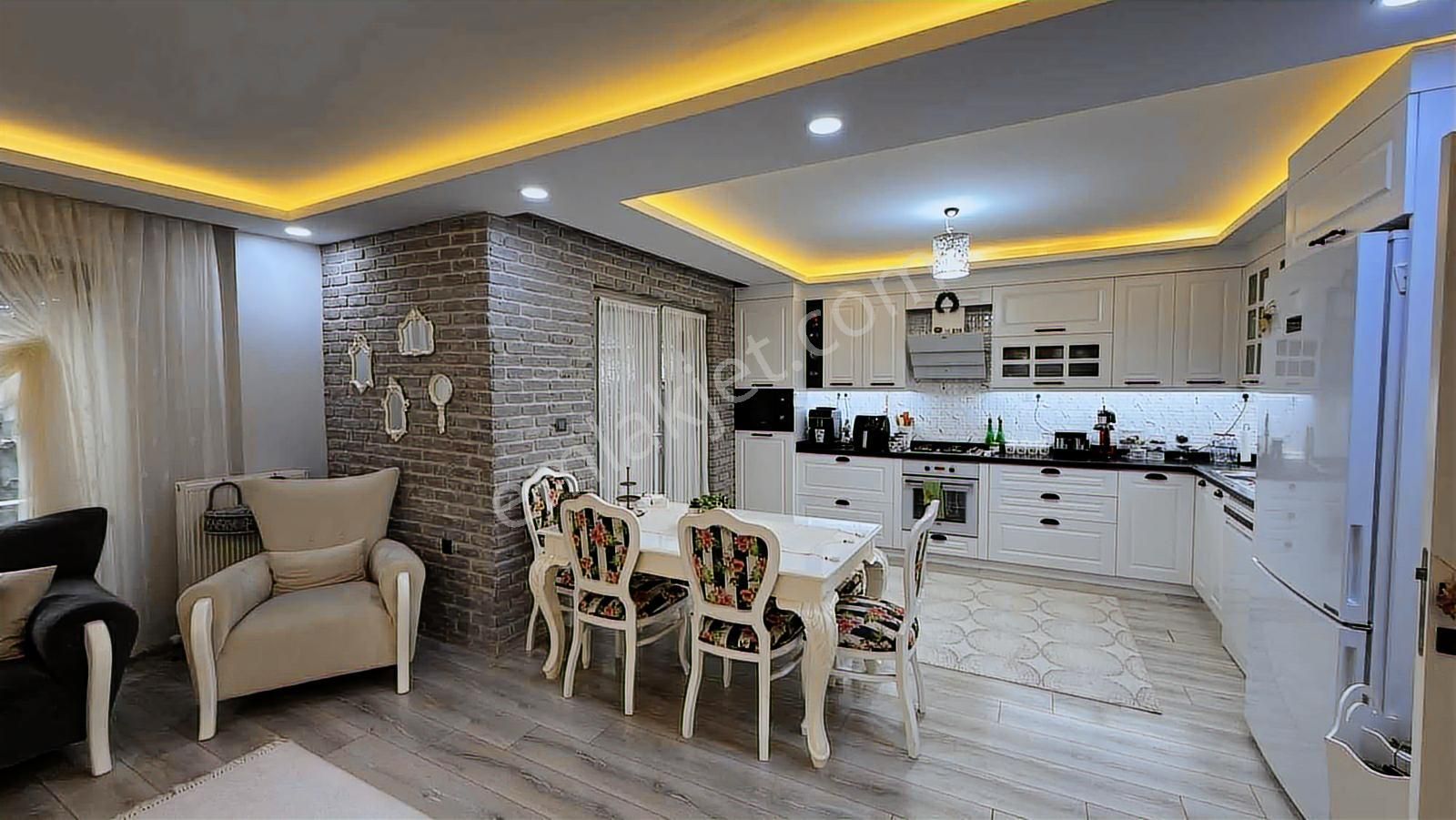 Başıskele Damlarda Satılık 4+1 Bahçeli Müstakil Vılla - Görsel 3