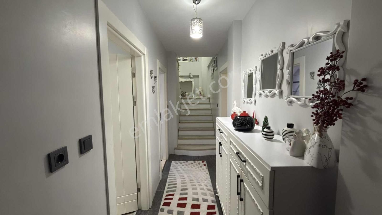 Başıskele Damlarda Satılık 4+1 Bahçeli Müstakil Vılla - Görsel 22