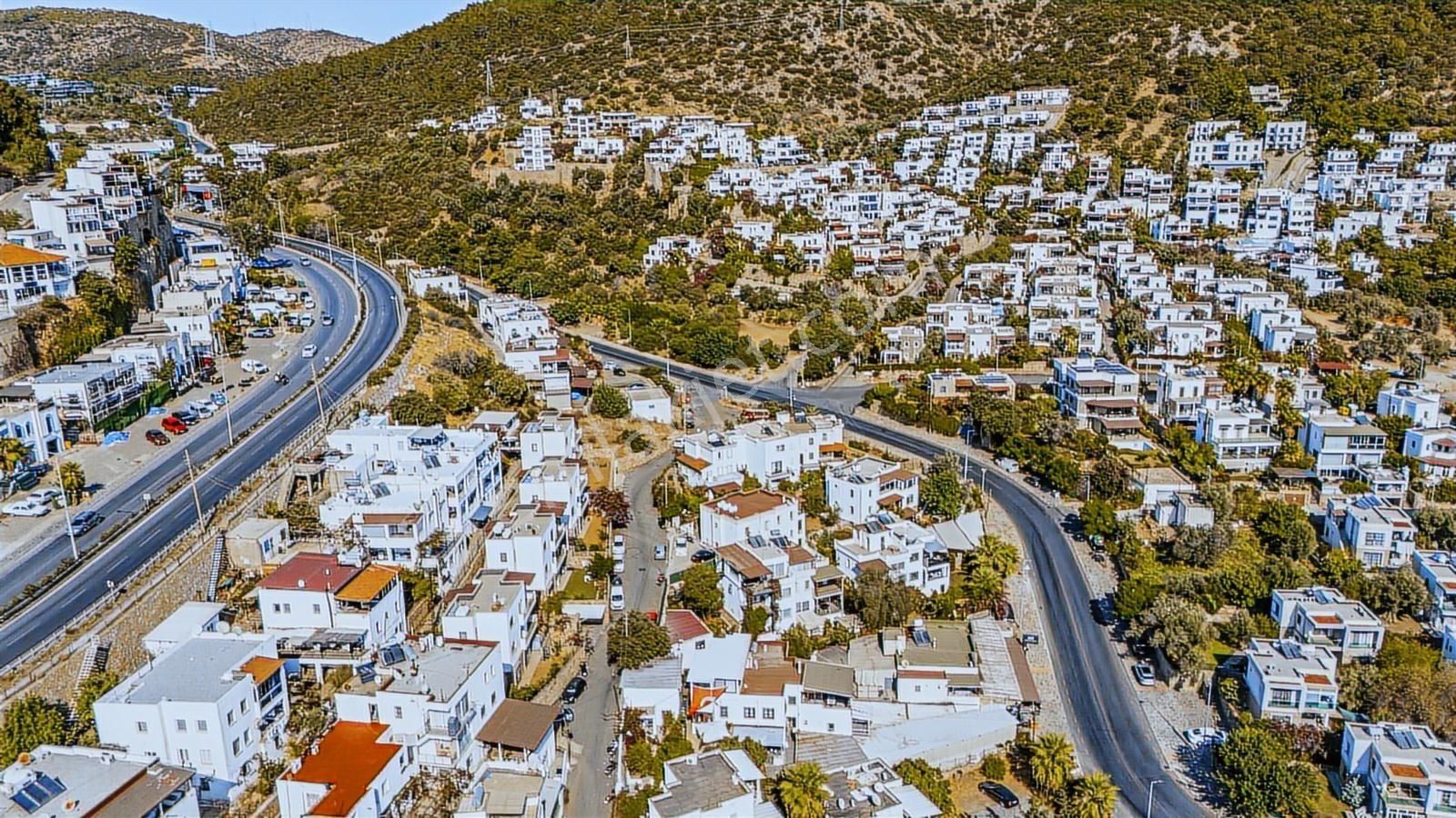 Bodrum Umurca'da Deniz Manzaralı Özel Bahçeli Satılık 3+1 Villa - Görsel 11