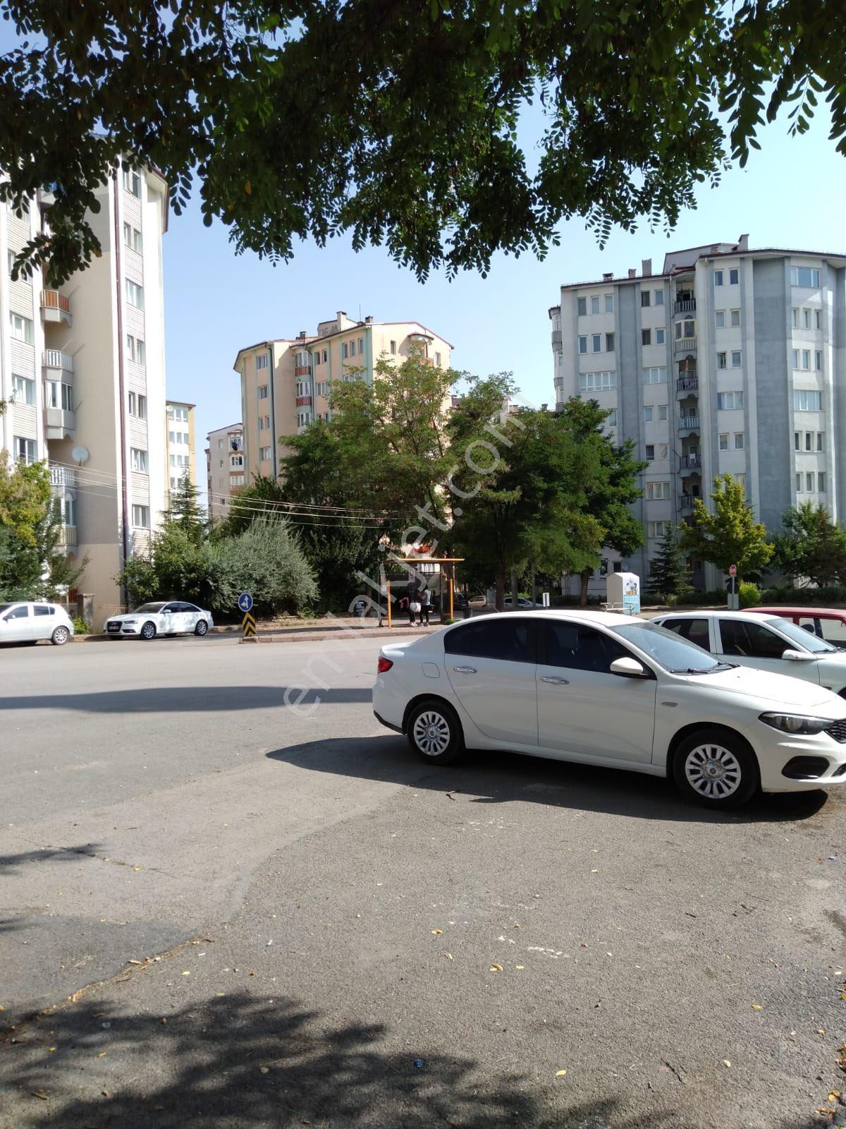 Şeyhşamil Mah. Doğukentte Asansörlü 2+1 Daire - Görsel 12
