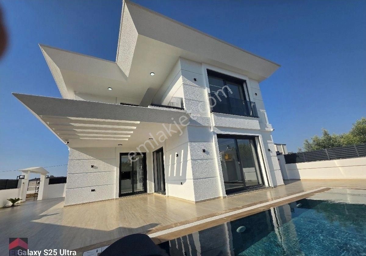 🔥 Aydın Didim Efeler Mahallesinde Üst Segment Ayrı Mutfak Tam Müstakil Villa 🔥