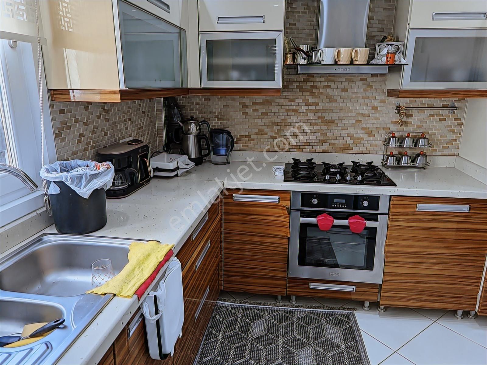 Göztepe Karanfil Sokakta Bakımlı 3+1 145 M² Balkonlu - Görsel 10