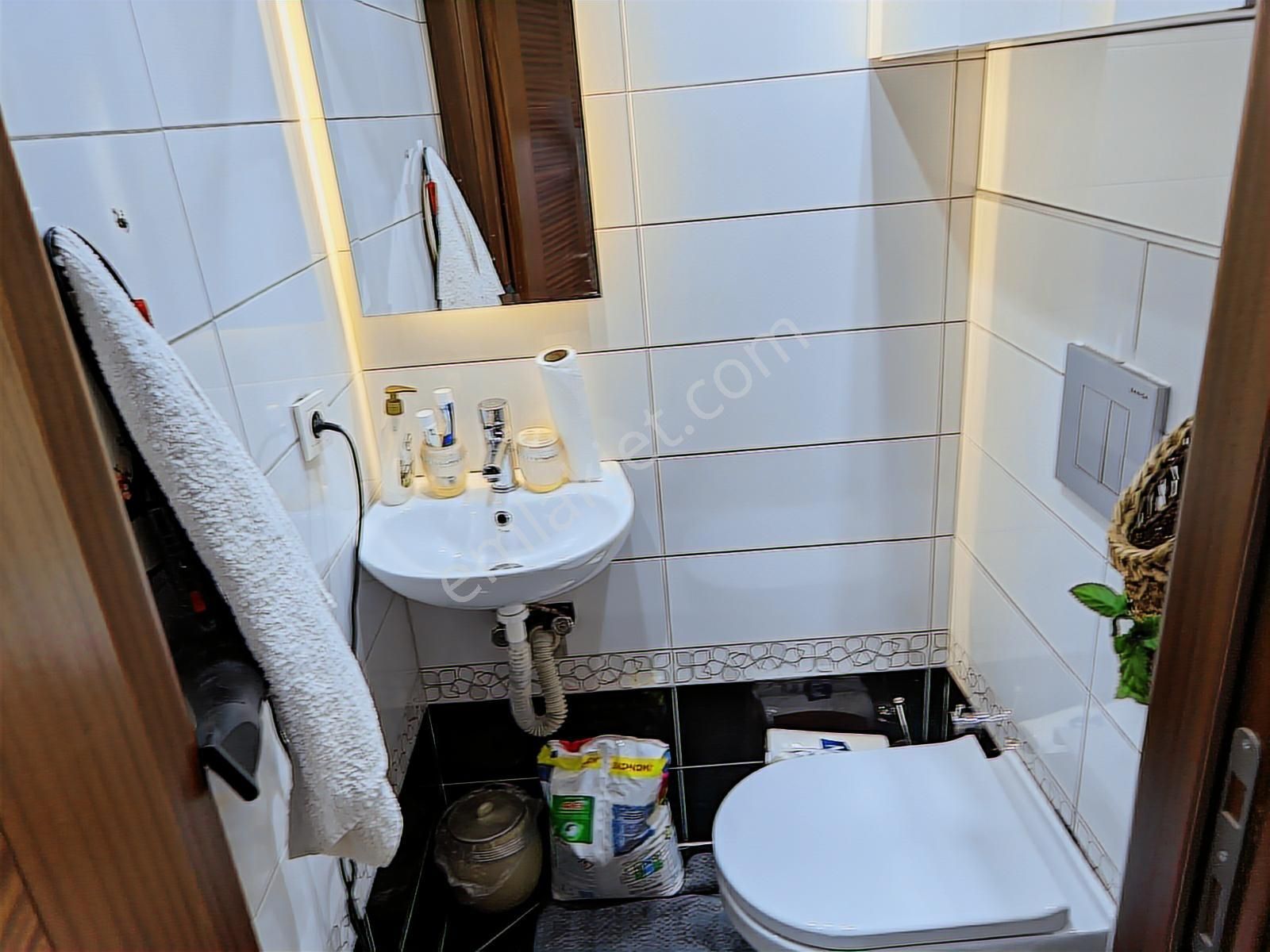 Göztepe Karanfil Sokakta Bakımlı 3+1 145 M² Balkonlu - Görsel 19