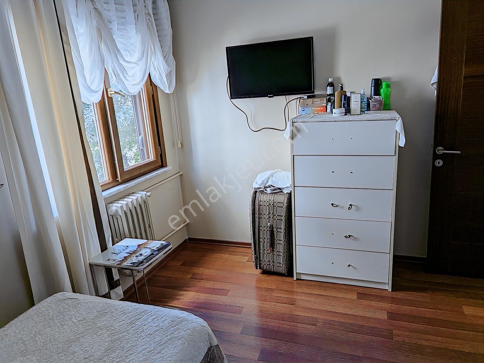 Göztepe Karanfil Sokakta Bakımlı 3+1 145 M² Balkonlu - Görsel 31