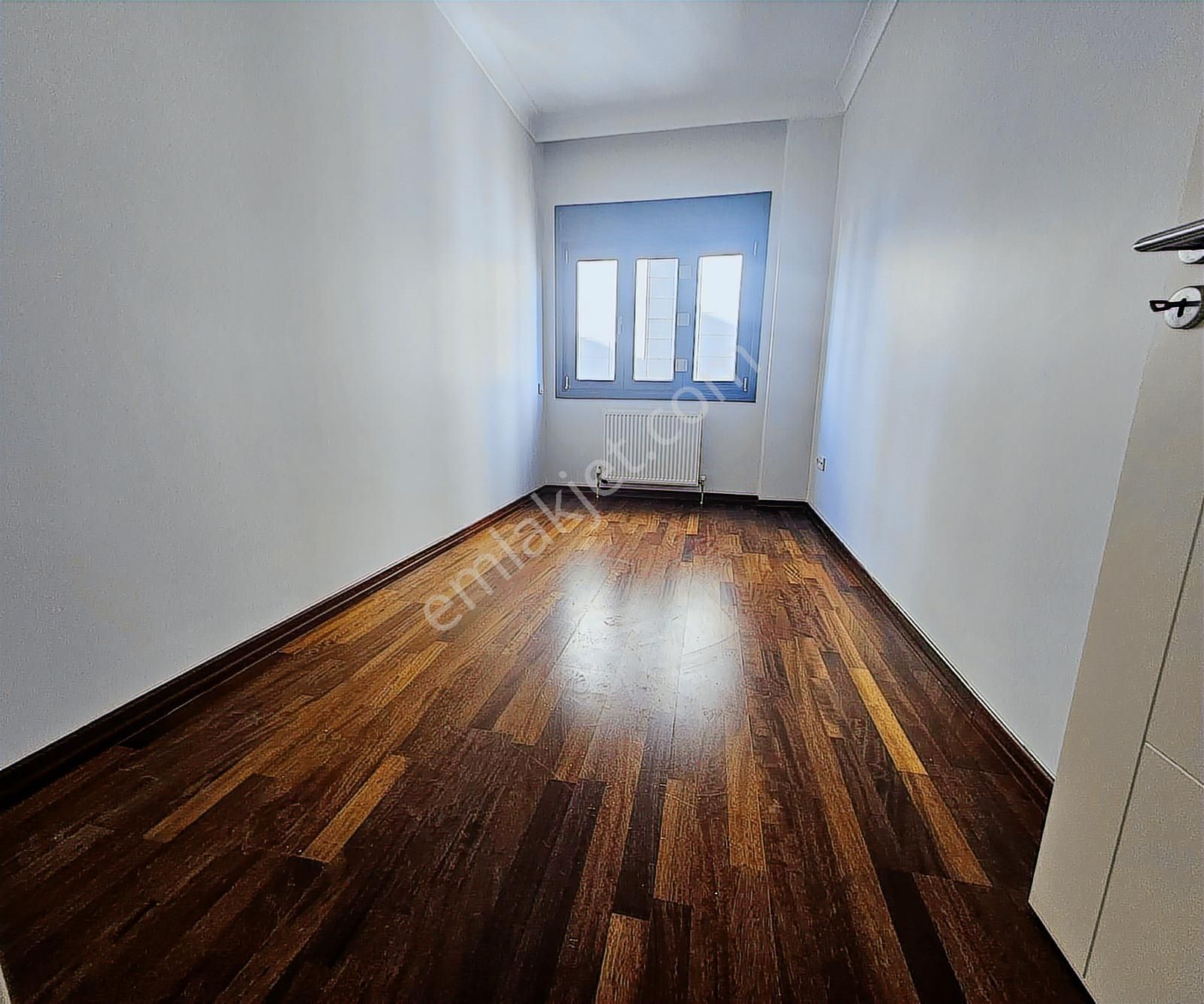 Suadiye'de 3+1 135 M² Bağdat Cad. 1 Dk Kombili Ara Katta - Görsel 6