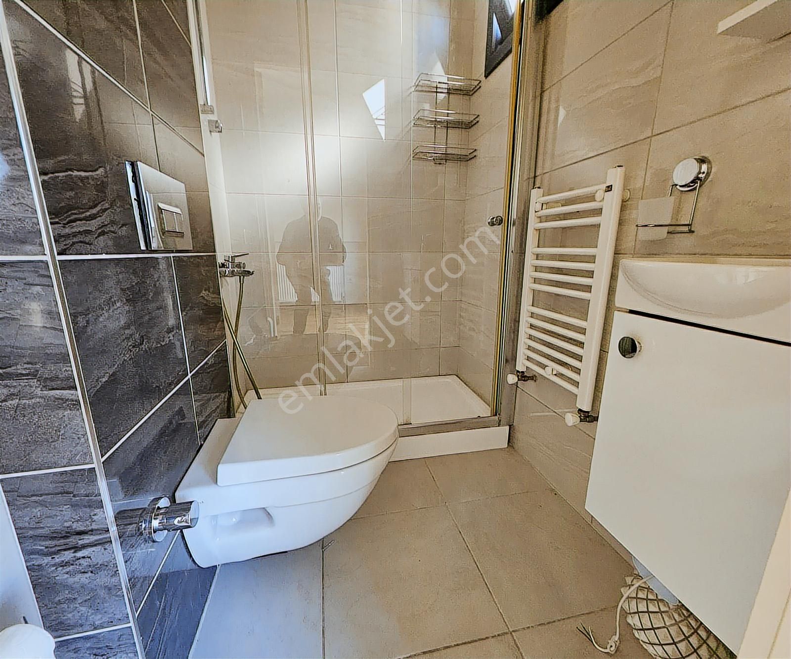 Suadiye'de 3+1 135 M² Bağdat Cad. 1 Dk Kombili Ara Katta - Görsel 18