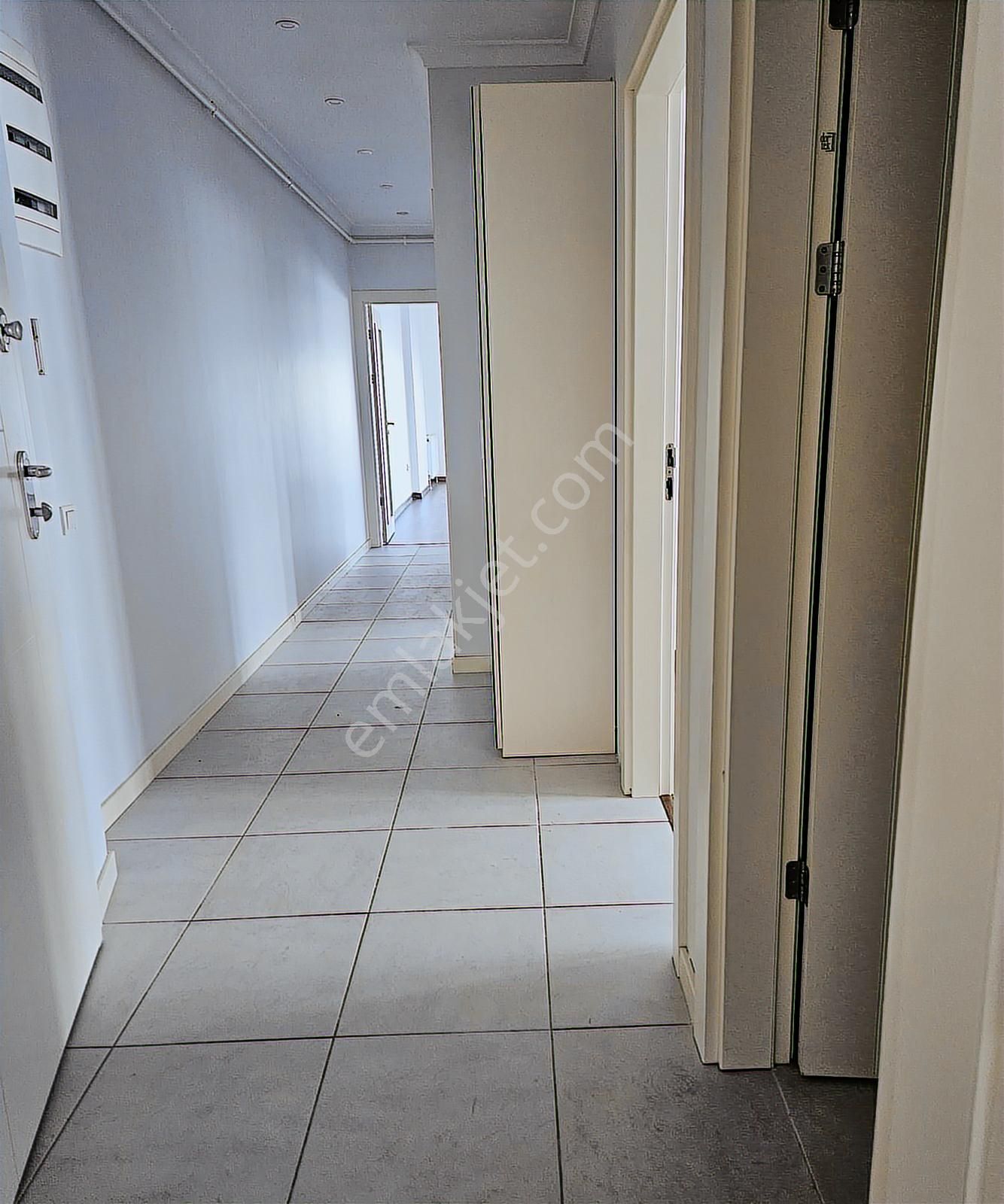 Suadiye'de 3+1 135 M² Bağdat Cad. 1 Dk Kombili Ara Katta - Görsel 16