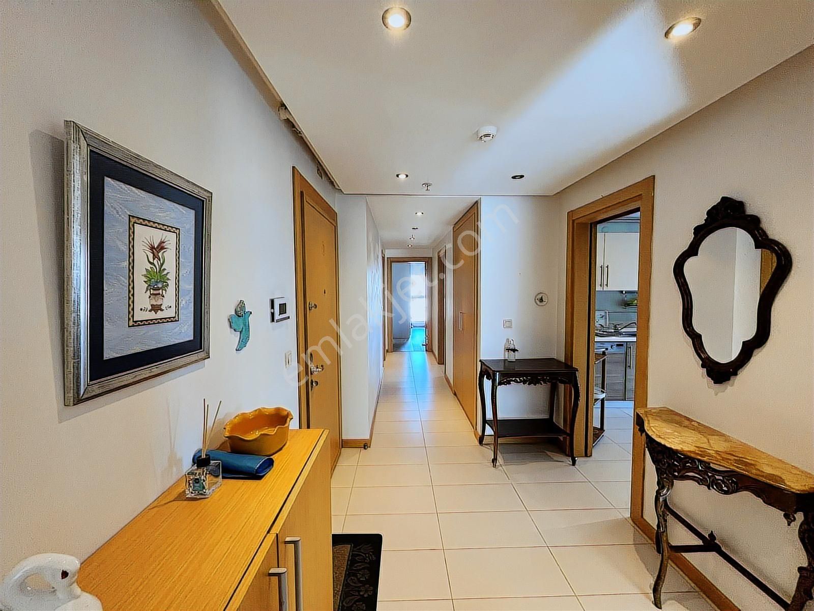 Açık Havuz & K.garajlı Denizciler Residence 3+1 130m² Kombili - Görsel 7