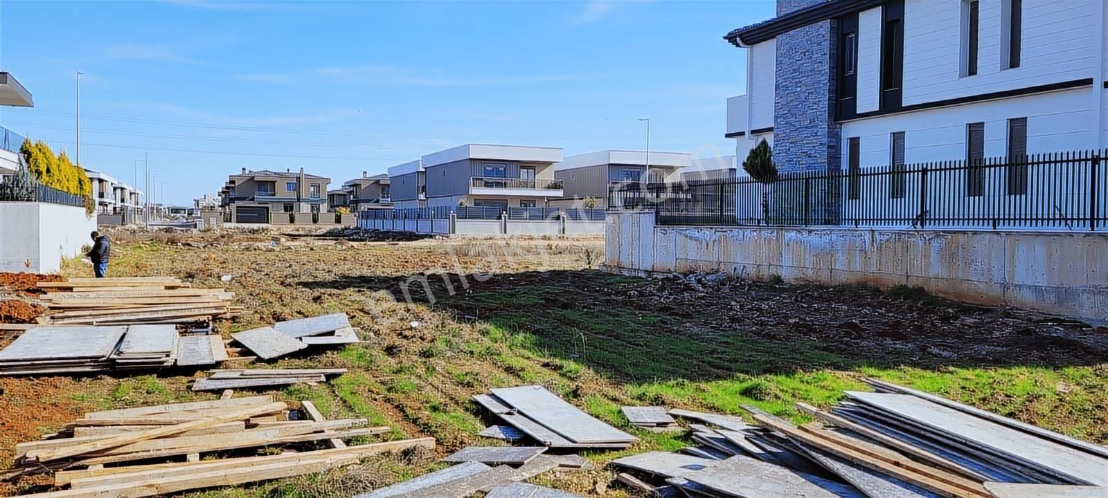 Döşemealtı Altınkale'de İmarlı Villa Arsası