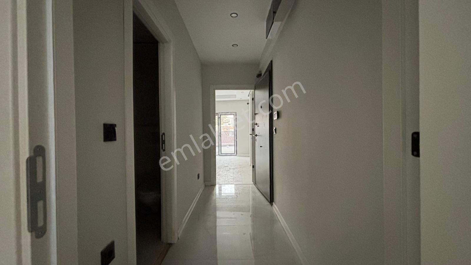 Recep Ümit Emlak'tan Şirintepe Mahallesinde Lüks Satılık 1+1 Daireler Nü - Görsel 15