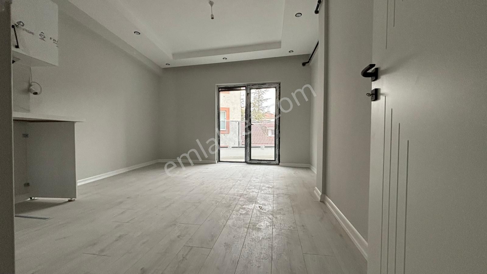 Recep Ümit Emlak'tan Şirintepe Mahallesinde Lüks Satılık 1+1 Daireler Nü