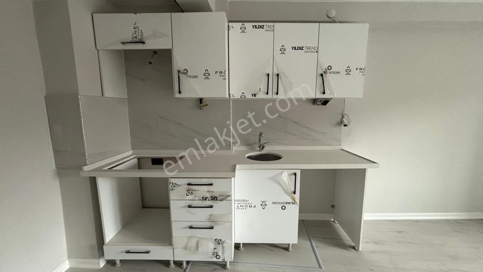 Recep Ümit Emlak'tan Şirintepe Mahallesinde Lüks Satılık 1+1 Daireler Nü - Görsel 6