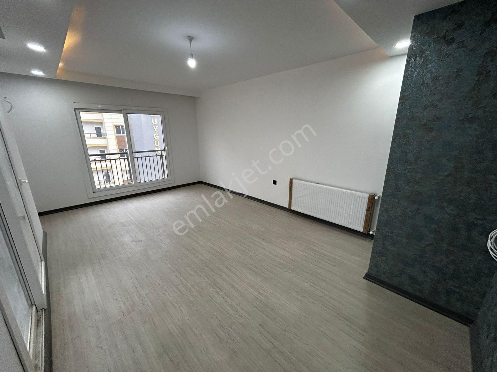 Çilem Gayrimenkulden 3+1 Kapalı Mutfak Sıfır Daire