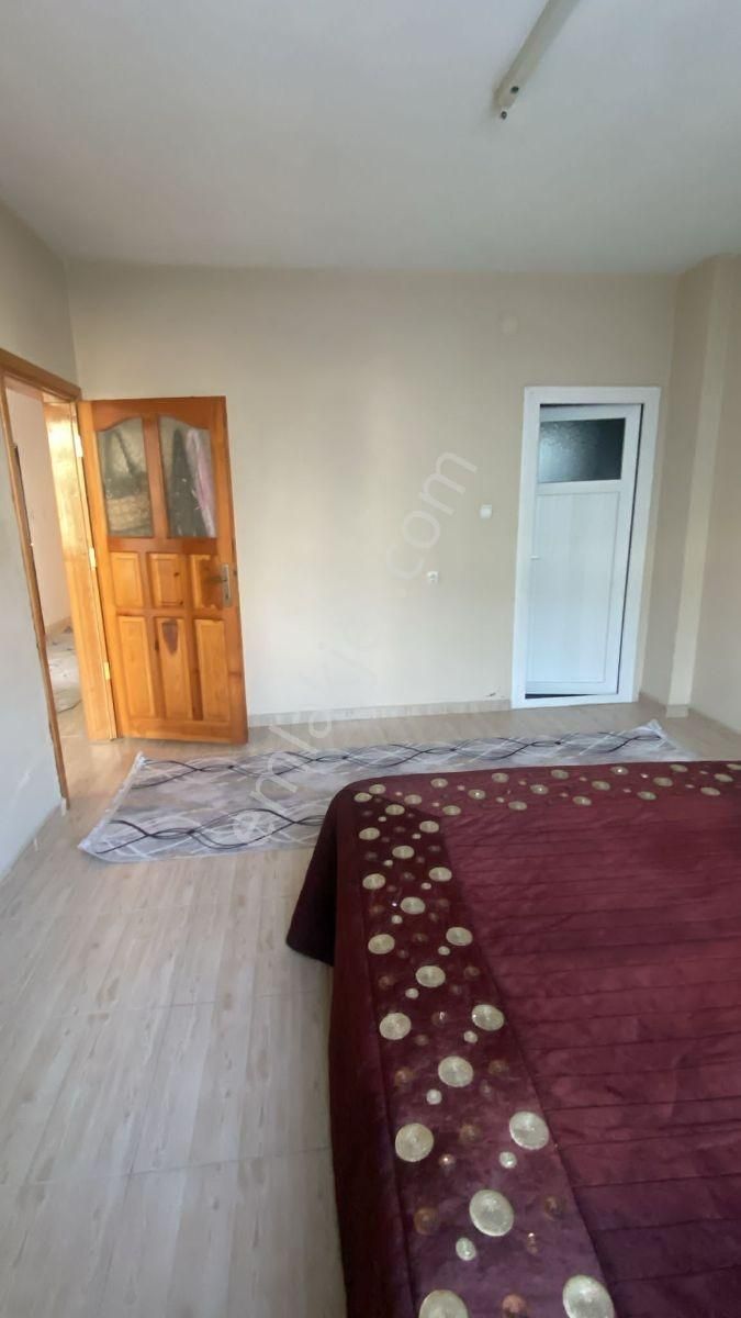 Çilem Gayrimenkul Den Acilll Satılık 3 Katlı Müstakil Ev - Görsel 16