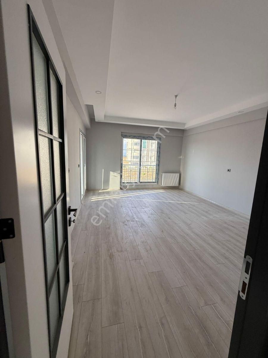 Çilem Gayrimenkulden Geniş Ferah Ultralüx Satılık 3+1 Daire - Görsel 6