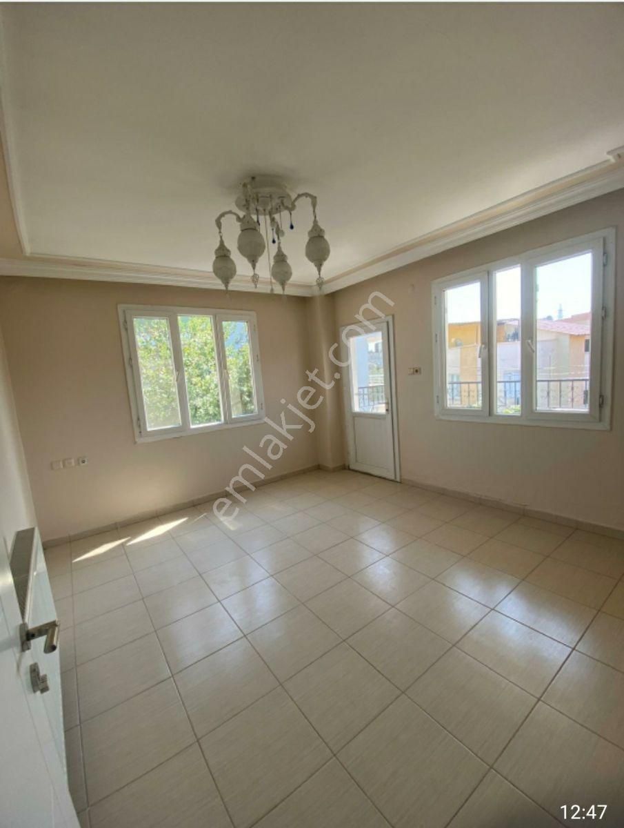 Çilem Gayrimenkul Den Acill Satılık Muhteşem 2 Katlı Müstakil Ev - Görsel 13