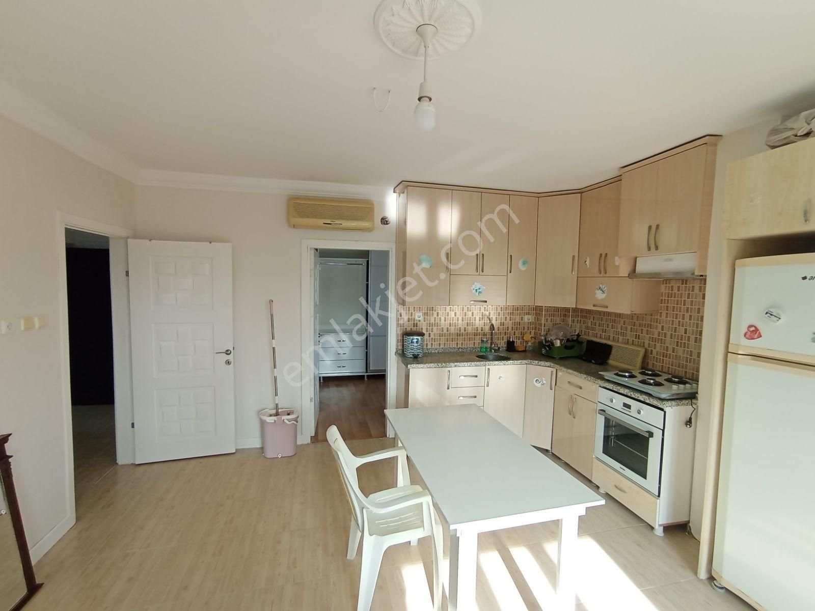 Eşyalı 1+1 Geniş Oturmlu İki Adet Klimalı Daire - Görsel 3