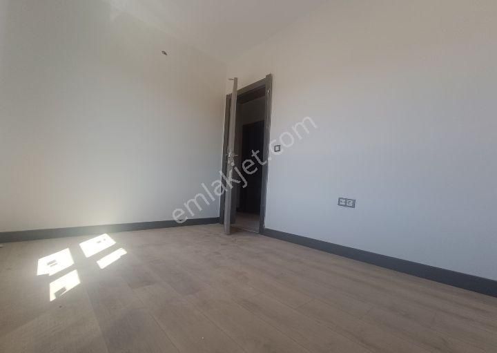 İmamoğlu Toki'de 2+1 Kiralık Daire - Görsel 15
