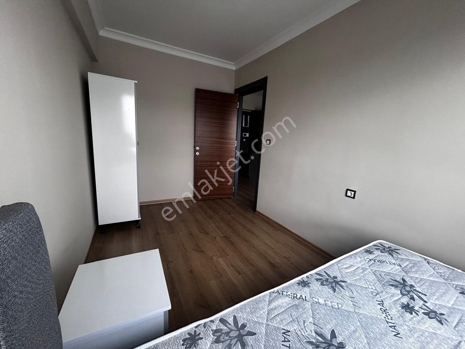 Koç Tepe Evlerinde Kiralık 2+1 Eşyalı Yola Cephe Daire - Görsel 15