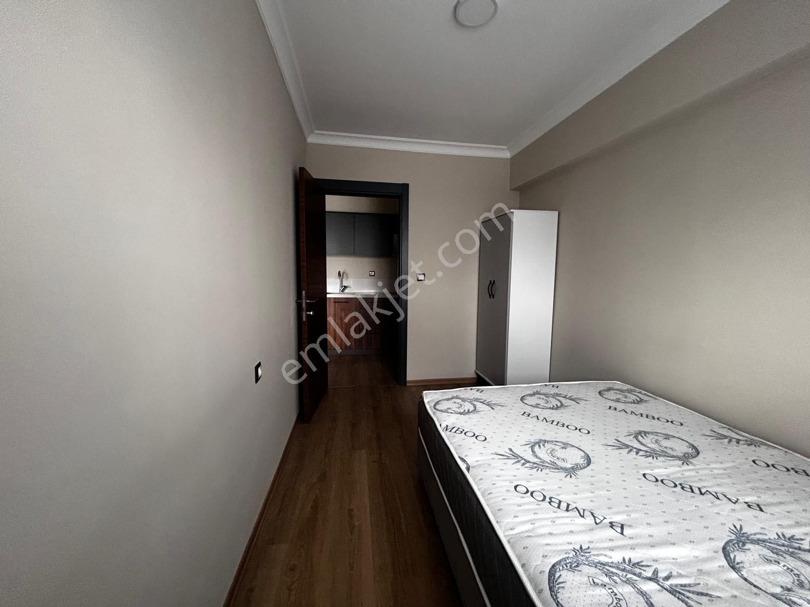 Koç Tepe Evlerinde Kiralık 2+1 Eşyalı Yola Cephe Daire - Görsel 12