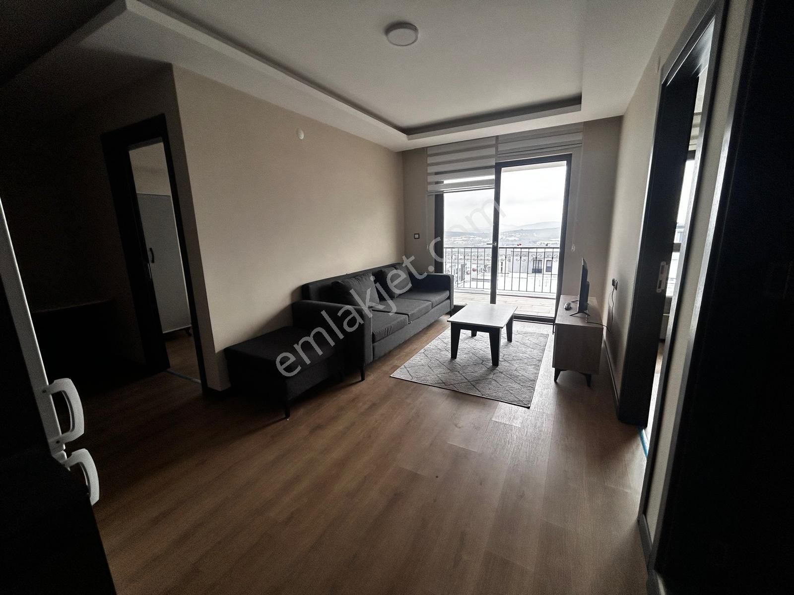 Koç Tepe Evlerinde Kiralık 2+1 Eşyalı Yola Cephe Daire - Görsel 5