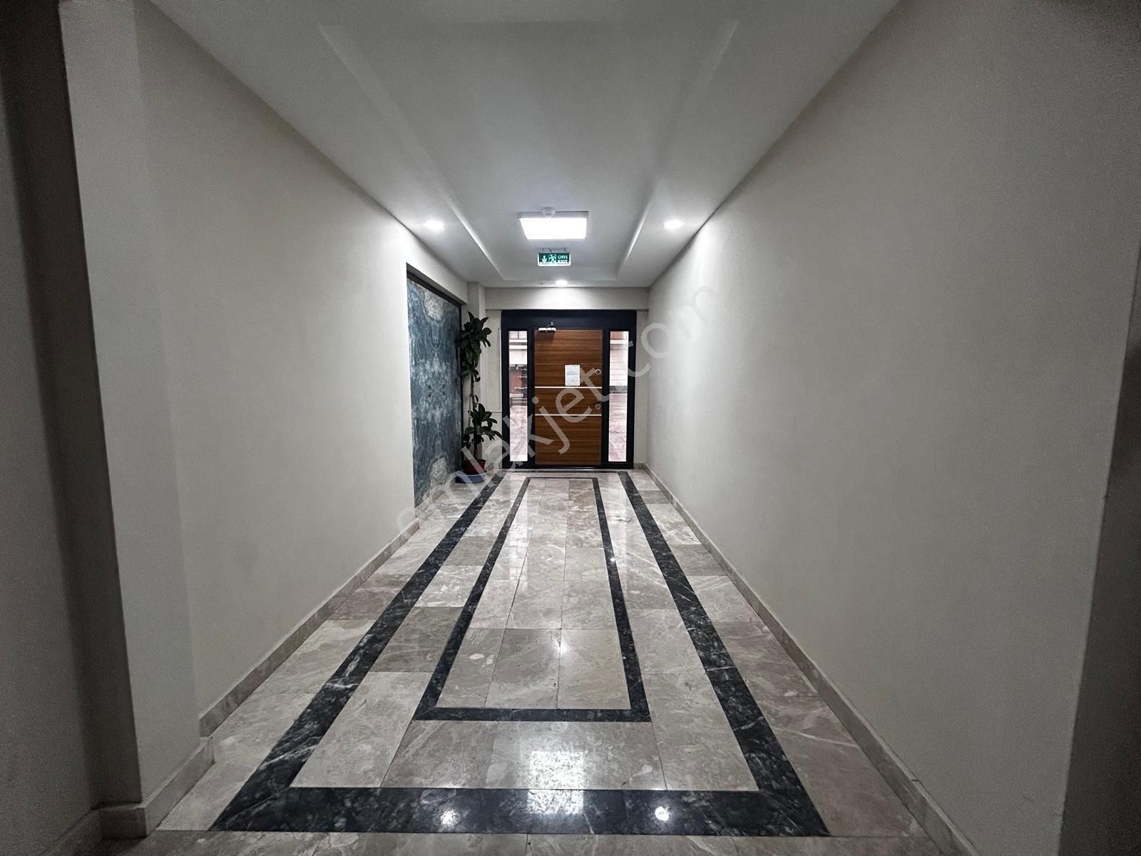 Koç Tepe Evlerinde Kiralık 2+1 Eşyalı Yola Cephe Daire - Görsel 29