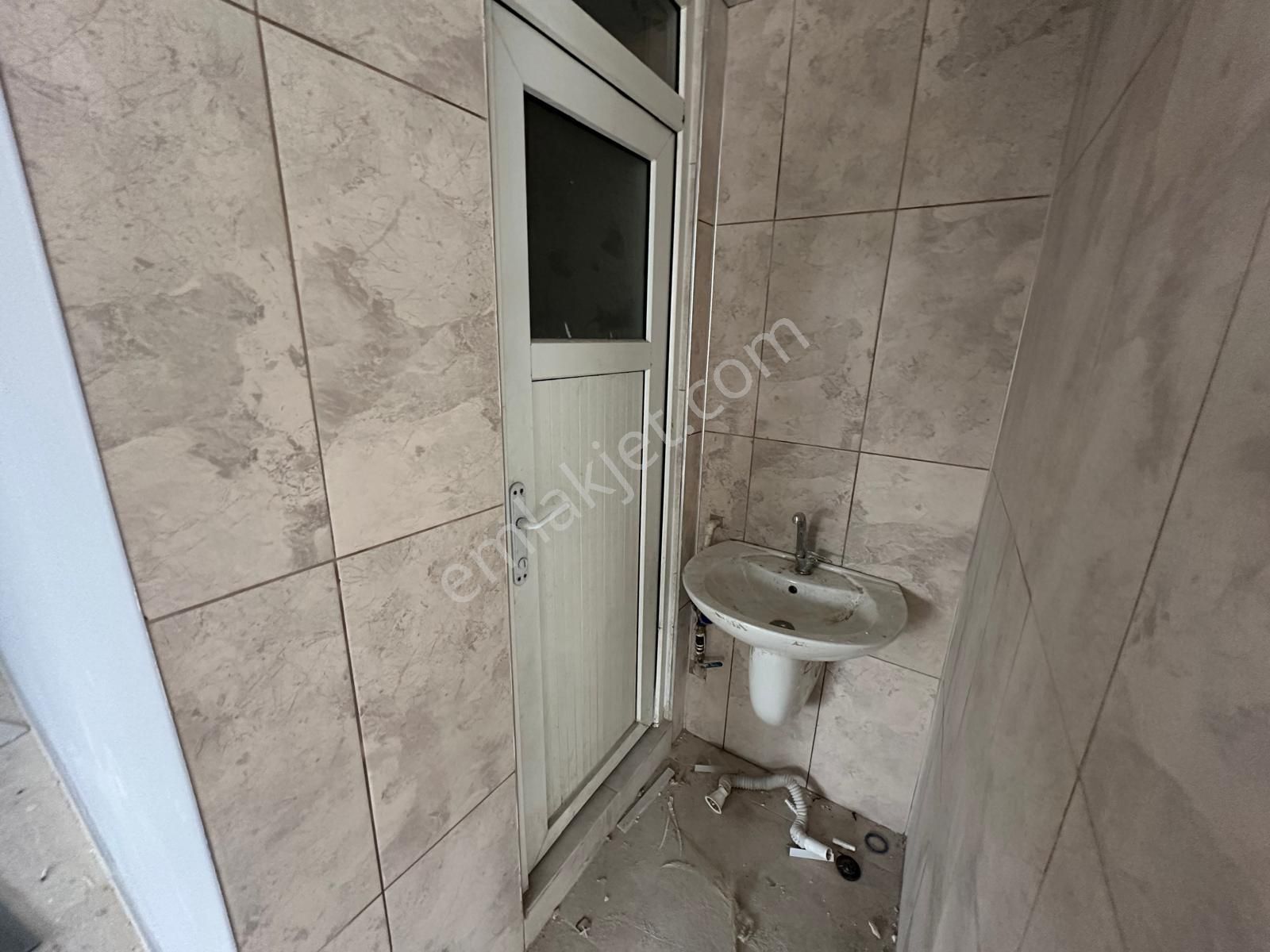 Akev Gayrimenkul'den Gap Bulvarına 2.parselde Kiralık Dükkan - Görsel 7