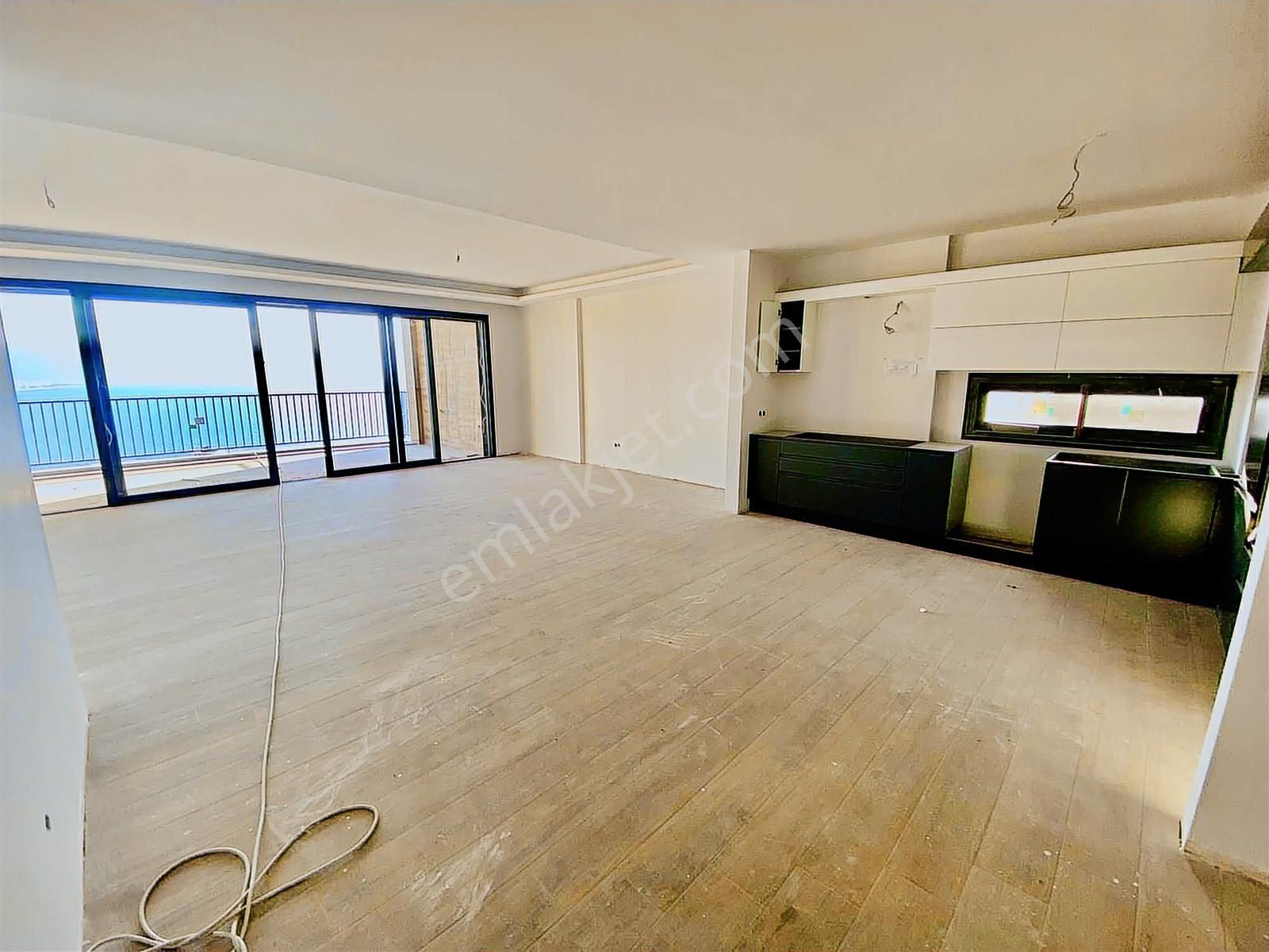 Kuşadası Panoramik Deniz Manzaralı Satılık 3+1 Lüks Daire - Görsel 5