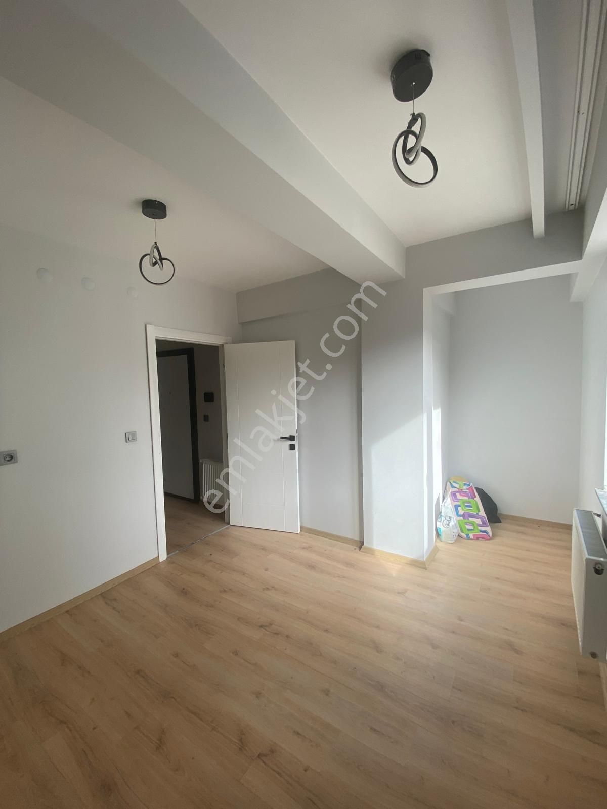 Ergon Emlak'tan Sütlüce'de Kiralık Geniş Ve Yeni 1+1 Daire - Görsel 12