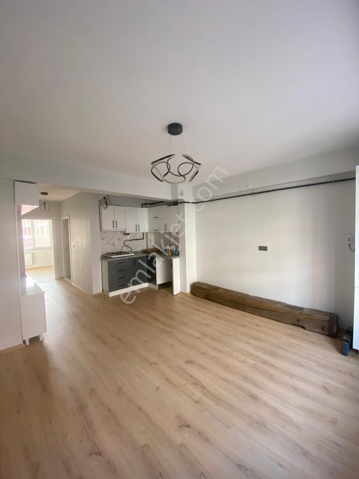 Ergon Emlak'tan Sütlüce'de Kiralık Geniş Ve Yeni 1+1 Daire - Görsel 22