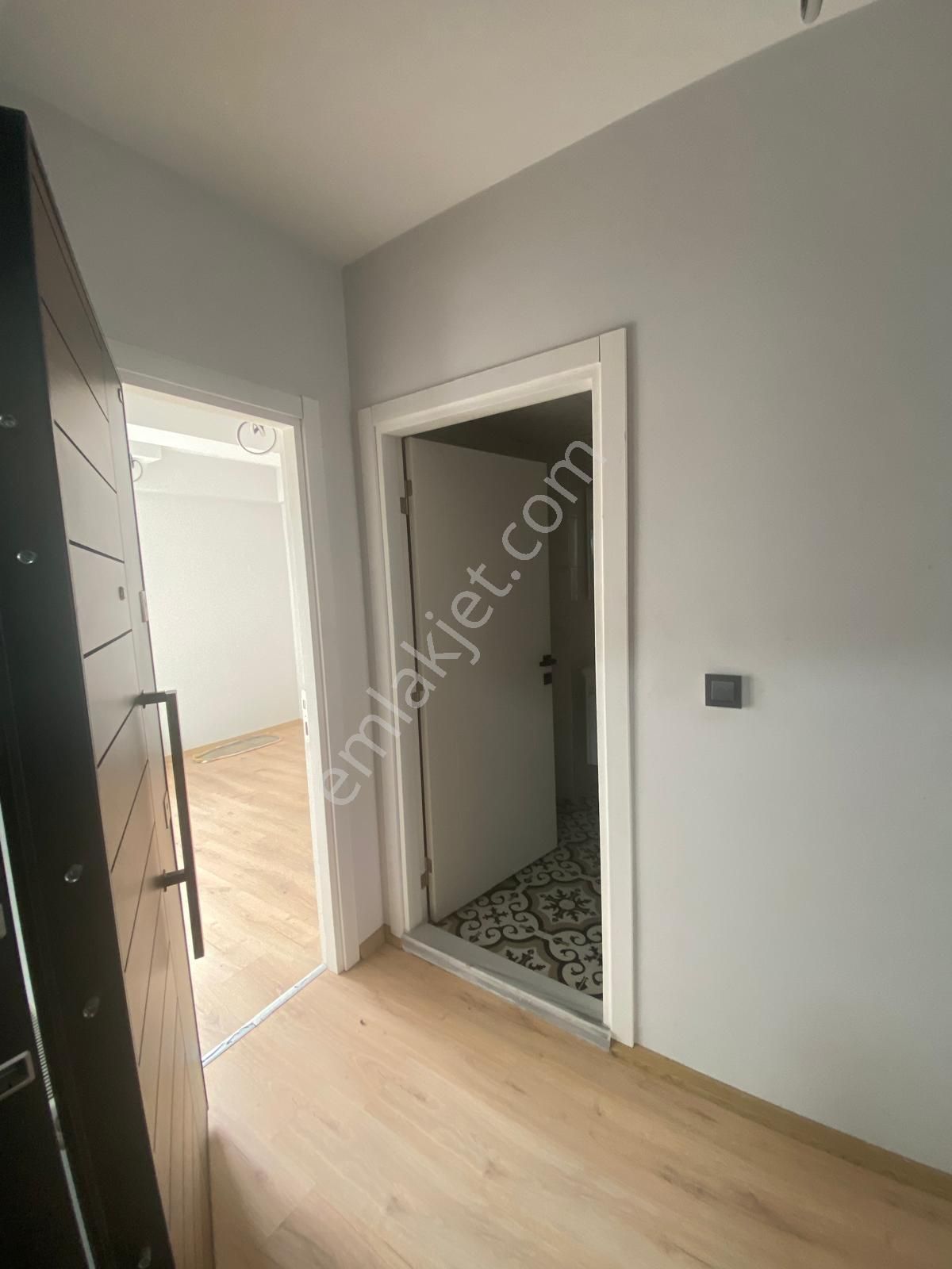 Ergon Emlak'tan Sütlüce'de Kiralık Geniş Ve Yeni 1+1 Daire - Görsel 8