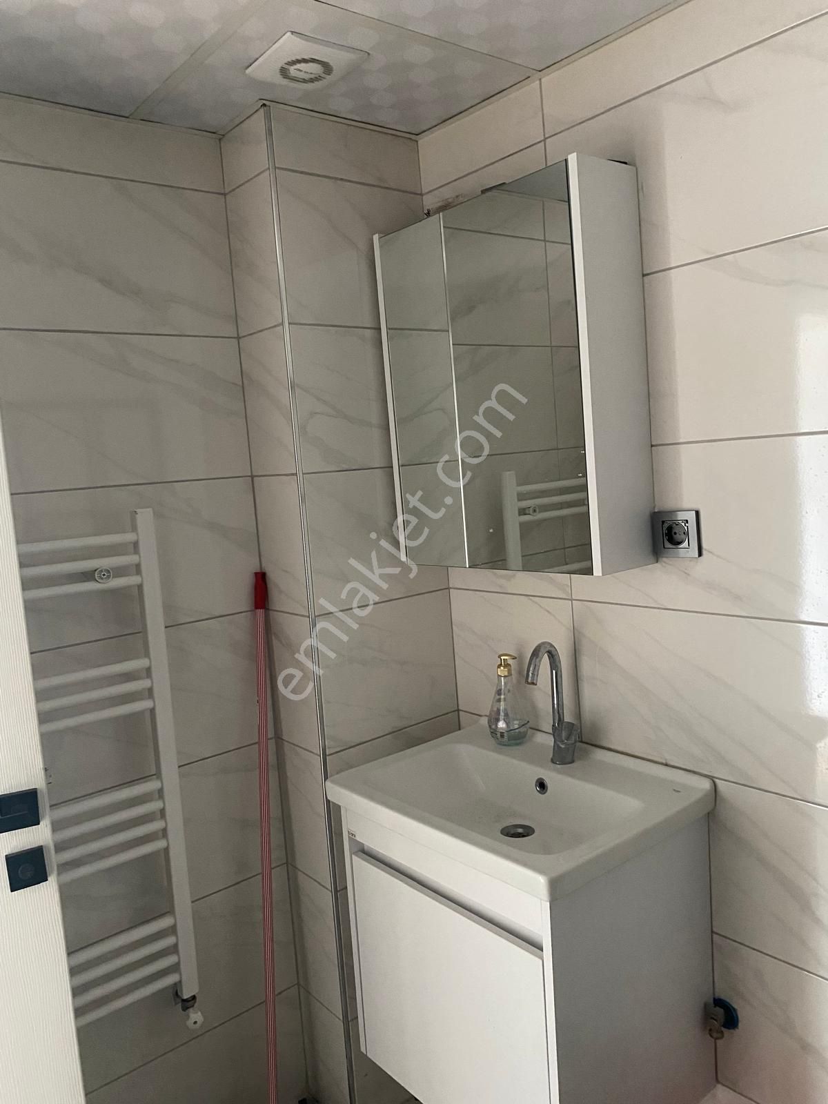 Ergon Emlak'tan Sütlüce'de Kiralık Geniş Ve Yeni 1+1 Daire - Görsel 16