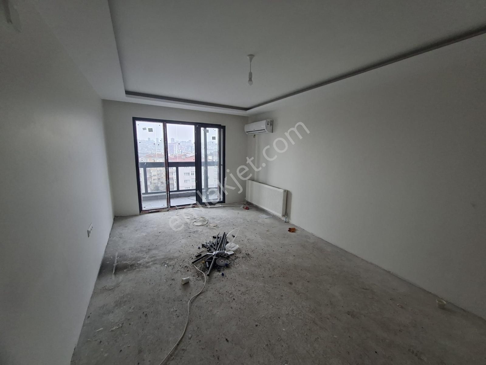 Site İçerisinde 2+1 Odalı 2. Kat Sıfır Binada Satılık Daire