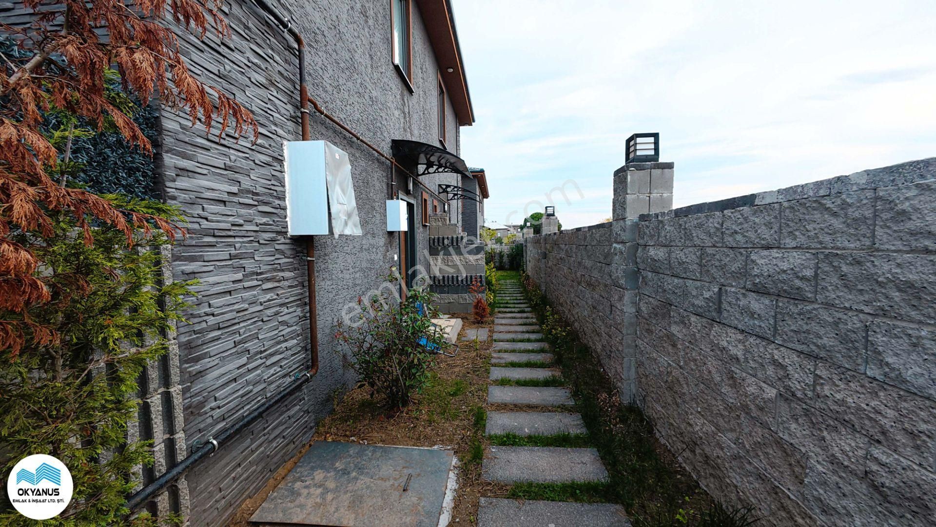 Sakarya Karasu Merkezde Havuzlu Kapalı Mutfak Köşe Parsel Villa - Görsel 3